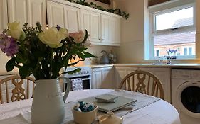 Hawthorn Cottage At Waingrove Farm